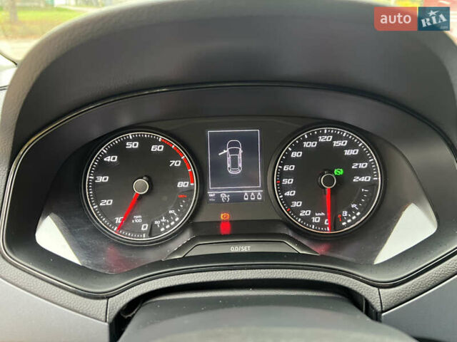 Сірий Сеат Arona, об'ємом двигуна 1 л та пробігом 37 тис. км за 14999 $, фото 24 на Automoto.ua