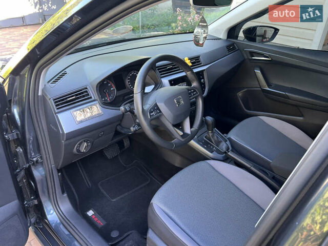 Сірий Сеат Arona, об'ємом двигуна 1 л та пробігом 37 тис. км за 14950 $, фото 19 на Automoto.ua