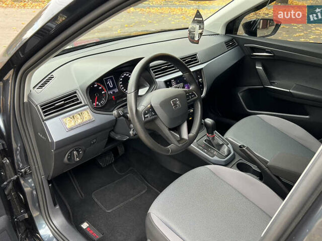 Сірий Сеат Arona, об'ємом двигуна 1 л та пробігом 37 тис. км за 14999 $, фото 22 на Automoto.ua