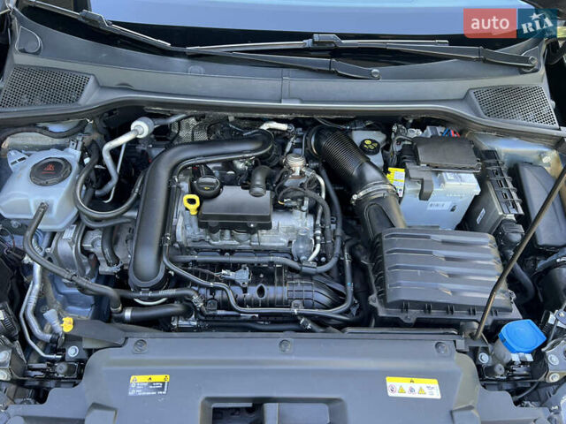 Сірий Сеат Arona, об'ємом двигуна 1 л та пробігом 37 тис. км за 14950 $, фото 42 на Automoto.ua