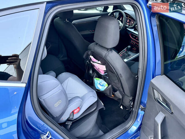 Синій Сеат Arona, об'ємом двигуна 1 л та пробігом 39 тис. км за 19990 $, фото 43 на Automoto.ua