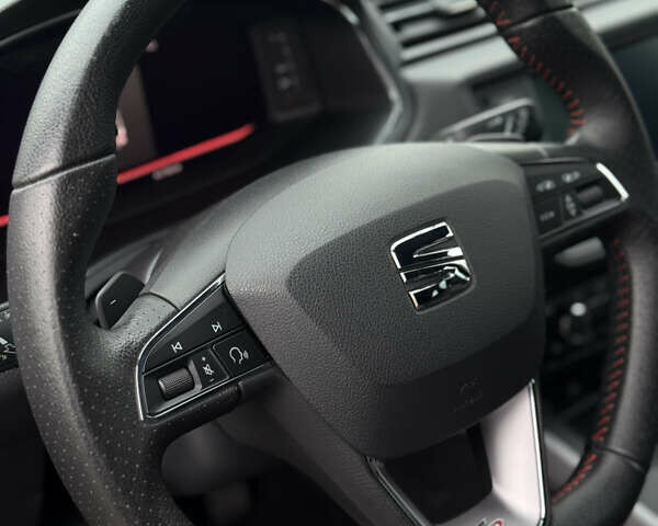 Оранжевый Сеат Arona, объемом двигателя 1 л и пробегом 43 тыс. км за 15999 $, фото 13 на Automoto.ua