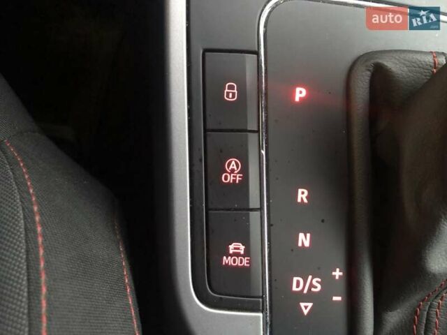 Оранжевый Сеат Arona, объемом двигателя 1 л и пробегом 80 тыс. км за 16500 $, фото 29 на Automoto.ua