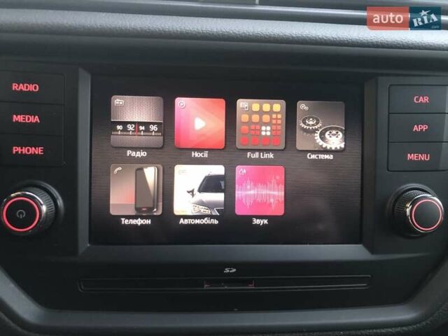 Оранжевый Сеат Arona, объемом двигателя 1 л и пробегом 80 тыс. км за 16500 $, фото 21 на Automoto.ua