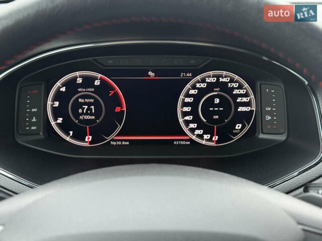 Оранжевый Сеат Arona, объемом двигателя 1 л и пробегом 43 тыс. км за 15999 $, фото 28 на Automoto.ua