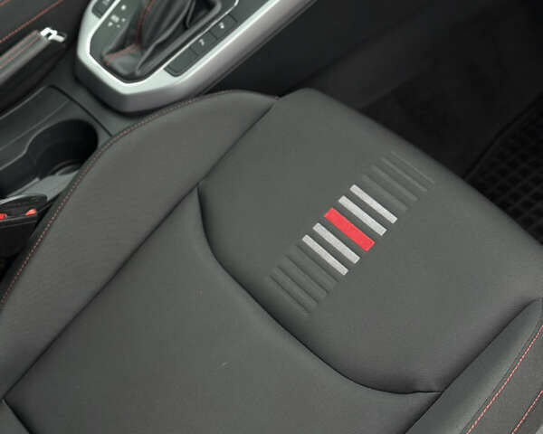 Оранжевый Сеат Arona, объемом двигателя 1 л и пробегом 43 тыс. км за 15999 $, фото 22 на Automoto.ua