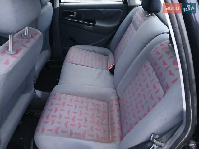 Чорний Сеат Cordoba, об'ємом двигуна 1.4 л та пробігом 123 тис. км за 1400 $, фото 6 на Automoto.ua