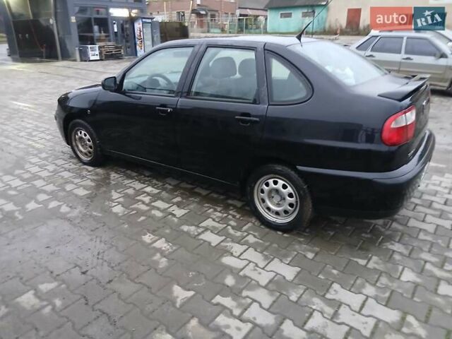 Чорний Сеат Cordoba, об'ємом двигуна 1.4 л та пробігом 123 тис. км за 1400 $, фото 2 на Automoto.ua
