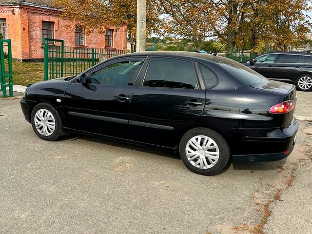 Чорний Сеат Cordoba, об'ємом двигуна 1.4 л та пробігом 240 тис. км за 2900 $, фото 2 на Automoto.ua