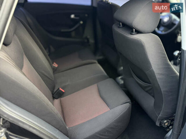 Черный Сеат Кордоба, объемом двигателя 1.98 л и пробегом 170 тыс. км за 3500 $, фото 13 на Automoto.ua