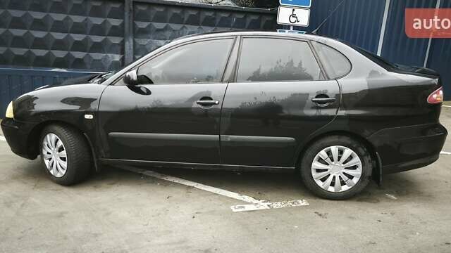 Чорний Сеат Cordoba, об'ємом двигуна 1.98 л та пробігом 260 тис. км за 2999 $, фото 3 на Automoto.ua