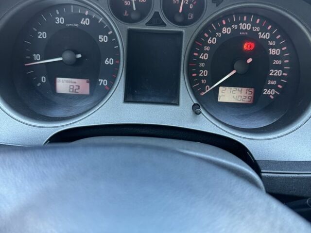 Черный Сеат Кордоба, объемом двигателя 2 л и пробегом 272 тыс. км за 3200 $, фото 11 на Automoto.ua