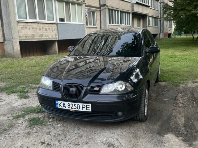 Чорний Сеат Cordoba, об'ємом двигуна 2 л та пробігом 3 тис. км за 3600 $, фото 4 на Automoto.ua