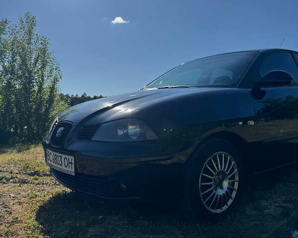 Черный Сеат Кордоба, объемом двигателя 1.98 л и пробегом 277 тыс. км за 3200 $, фото 1 на Automoto.ua