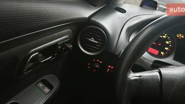 Чорний Сеат Cordoba, об'ємом двигуна 1.98 л та пробігом 260 тис. км за 2999 $, фото 16 на Automoto.ua