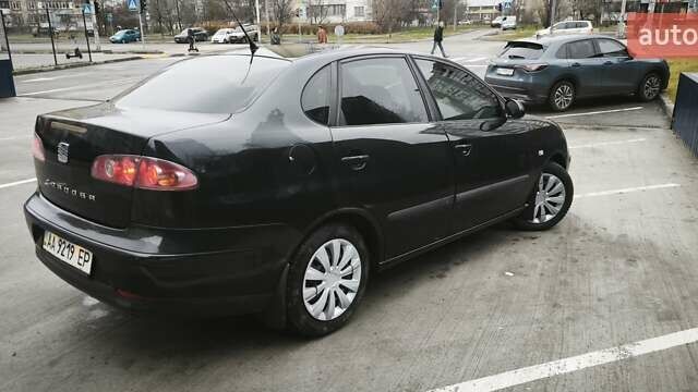 Чорний Сеат Cordoba, об'ємом двигуна 1.98 л та пробігом 260 тис. км за 2999 $, фото 4 на Automoto.ua