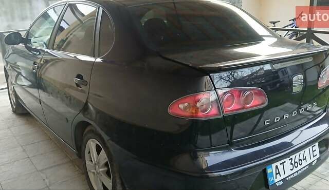 Черный Сеат Кордоба, объемом двигателя 1.4 л и пробегом 245 тыс. км за 4300 $, фото 1 на Automoto.ua