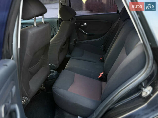 Черный Сеат Кордоба, объемом двигателя 1.98 л и пробегом 170 тыс. км за 3500 $, фото 10 на Automoto.ua