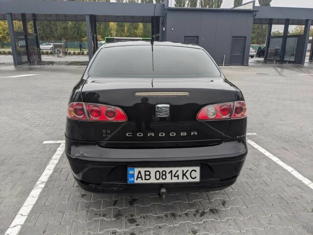 Черный Сеат Кордоба, объемом двигателя 2 л и пробегом 220 тыс. км за 3500 $, фото 2 на Automoto.ua