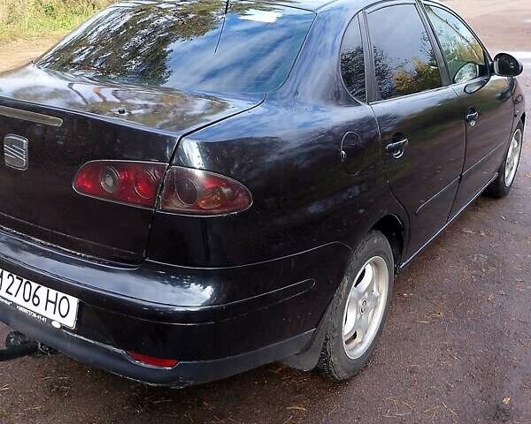 Черный Сеат Кордоба, объемом двигателя 1.98 л и пробегом 400 тыс. км за 3400 $, фото 5 на Automoto.ua