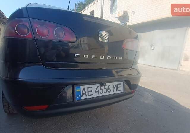 Чорний Сеат Cordoba, об'ємом двигуна 1.98 л та пробігом 443 тис. км за 3500 $, фото 5 на Automoto.ua