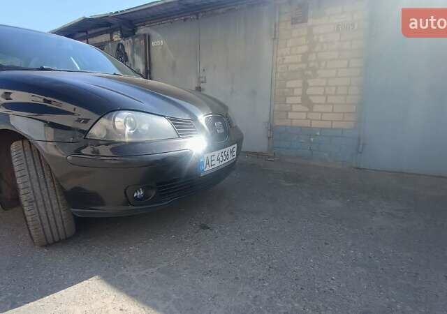 Чорний Сеат Cordoba, об'ємом двигуна 1.98 л та пробігом 443 тис. км за 3500 $, фото 6 на Automoto.ua