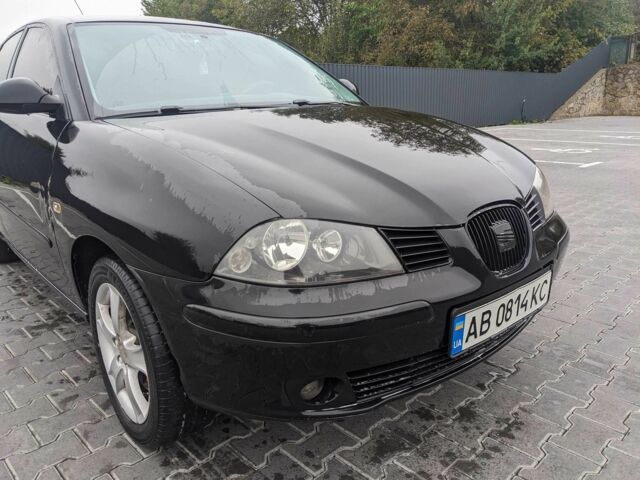 Черный Сеат Кордоба, объемом двигателя 2 л и пробегом 220 тыс. км за 3500 $, фото 4 на Automoto.ua