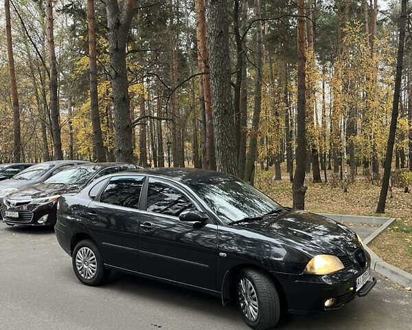 Черный Сеат Кордоба, объемом двигателя 1.98 л и пробегом 286 тыс. км за 4200 $, фото 5 на Automoto.ua