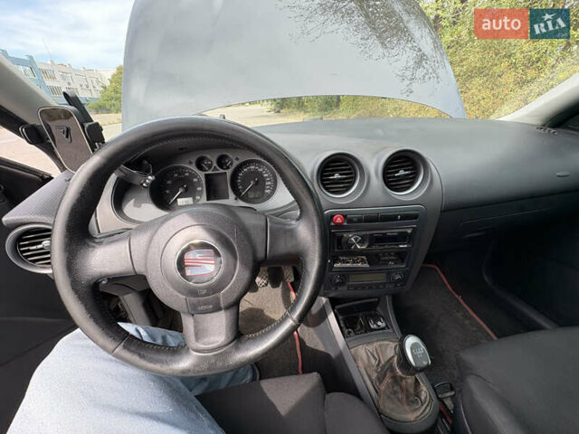 Сеат Кордоба 2008 в Днепре (Днепропетровске) на Automoto.ua Черный Сеат Кордоба, объемом двигателя 2 л и пробегом 228 тыс. км за 4200 $, фото 12 на Automoto.ua