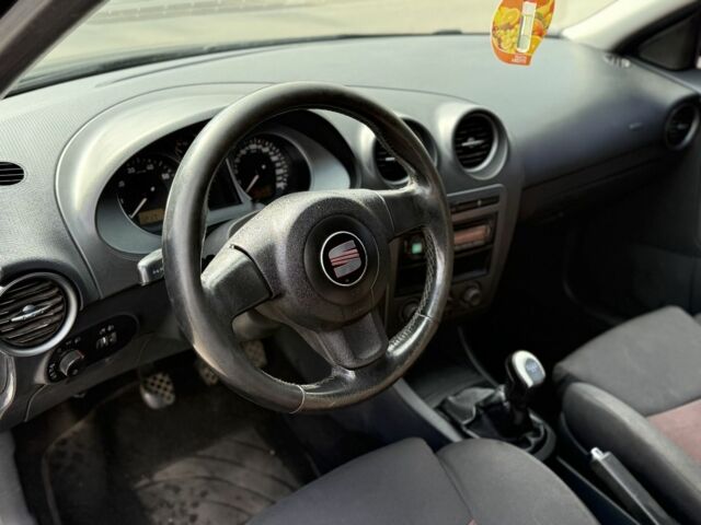 Черный Сеат Кордоба, объемом двигателя 0 л и пробегом 248 тыс. км за 3850 $, фото 9 на Automoto.ua