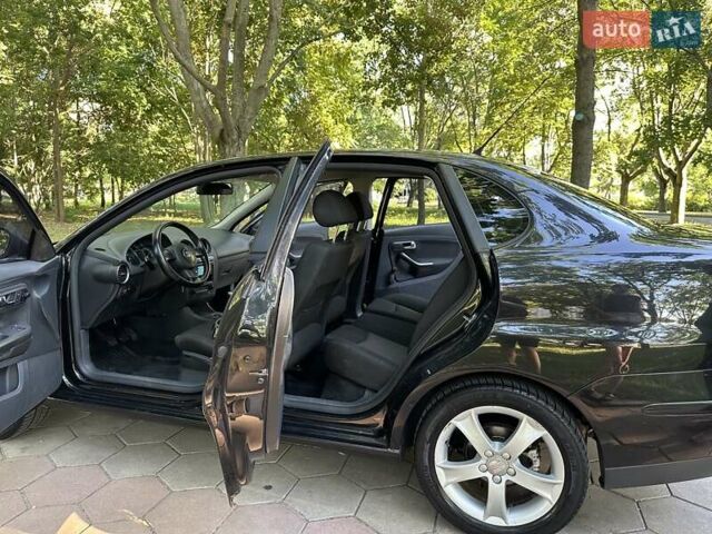 Черный Сеат Кордоба, объемом двигателя 1.98 л и пробегом 135 тыс. км за 4200 $, фото 13 на Automoto.ua