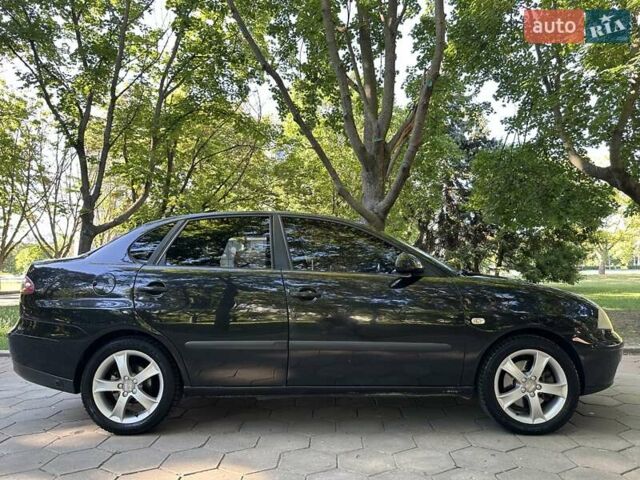 Черный Сеат Кордоба, объемом двигателя 1.98 л и пробегом 135 тыс. км за 4200 $, фото 2 на Automoto.ua