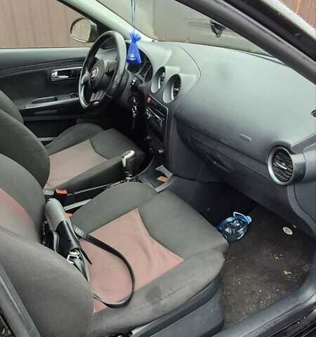 Черный Сеат Кордоба, объемом двигателя 2 л и пробегом 264 тыс. км за 3000 $, фото 12 на Automoto.ua