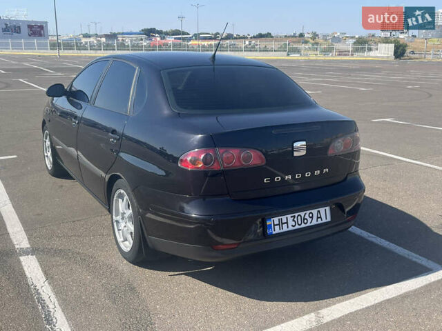 Черный Сеат Кордоба, объемом двигателя 2 л и пробегом 233 тыс. км за 4200 $, фото 22 на Automoto.ua