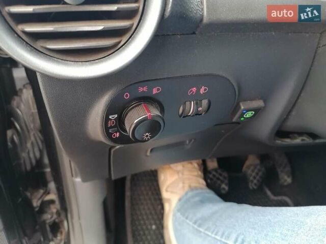 Чорний Сеат Cordoba, об'ємом двигуна 1.98 л та пробігом 232 тис. км за 3300 $, фото 2 на Automoto.ua