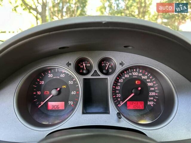 Черный Сеат Кордоба, объемом двигателя 1.98 л и пробегом 135 тыс. км за 4200 $, фото 7 на Automoto.ua