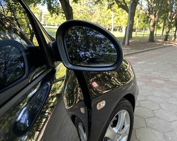 Черный Сеат Кордоба, объемом двигателя 1.98 л и пробегом 135 тыс. км за 4200 $, фото 11 на Automoto.ua