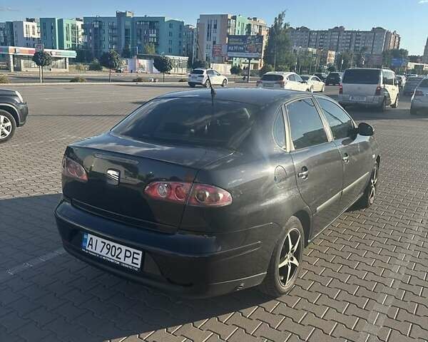 Черный Сеат Кордоба, объемом двигателя 2 л и пробегом 278 тыс. км за 3600 $, фото 1 на Automoto.ua