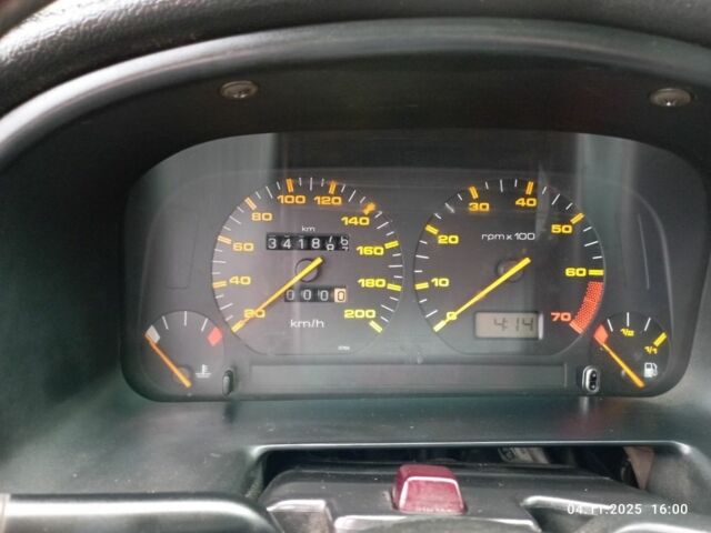 Красный Сеат Кордоба, объемом двигателя 1.4 л и пробегом 341 тыс. км за 1000 $, фото 6 на Automoto.ua