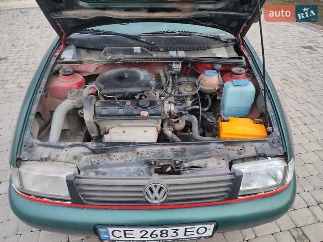 Красный Сеат Кордоба, объемом двигателя 1.6 л и пробегом 359 тыс. км за 997 $, фото 4 на Automoto.ua