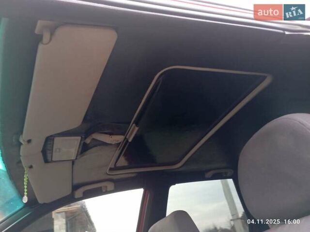 Красный Сеат Кордоба, объемом двигателя 1.4 л и пробегом 334 тыс. км за 927 $, фото 1 на Automoto.ua