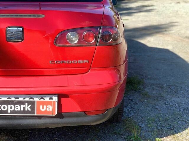 Червоний Сеат Cordoba, об'ємом двигуна 1.4 л та пробігом 166 тис. км за 4830 $, фото 11 на Automoto.ua