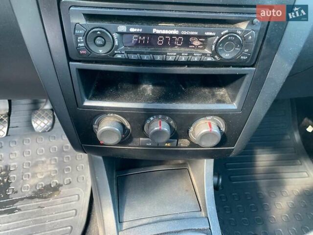 Червоний Сеат Cordoba, об'ємом двигуна 1.4 л та пробігом 166 тис. км за 4830 $, фото 28 на Automoto.ua