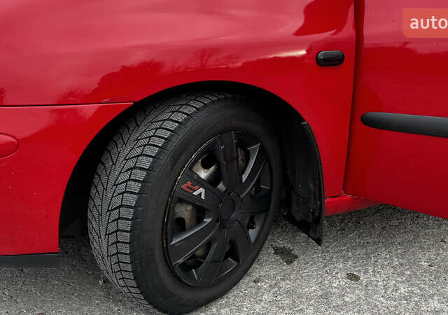 Красный Сеат Кордоба, объемом двигателя 1.98 л и пробегом 285 тыс. км за 3500 $, фото 19 на Automoto.ua