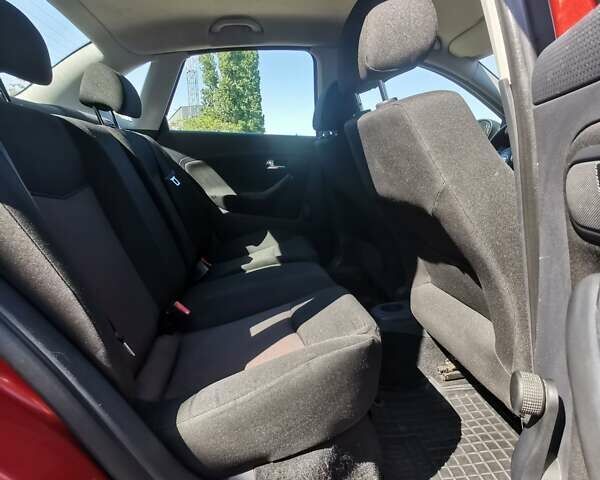 Красный Сеат Кордоба, объемом двигателя 1.98 л и пробегом 222 тыс. км за 4600 $, фото 18 на Automoto.ua