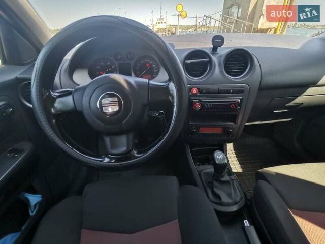 Красный Сеат Кордоба, объемом двигателя 1.98 л и пробегом 222 тыс. км за 4600 $, фото 14 на Automoto.ua