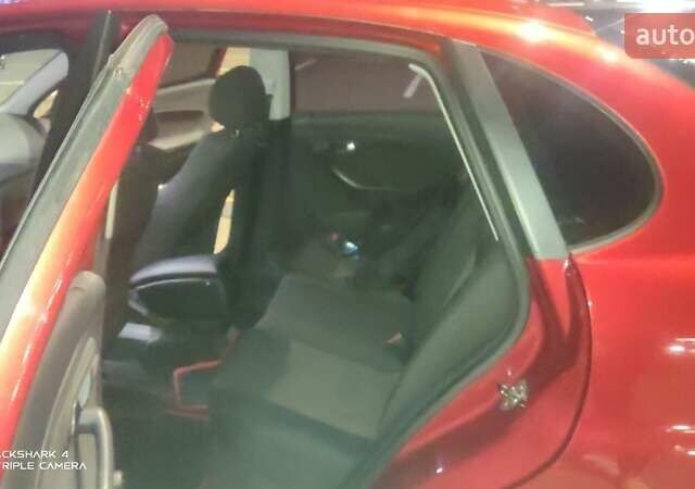 Красный Сеат Кордоба, объемом двигателя 1.98 л и пробегом 238 тыс. км за 4500 $, фото 14 на Automoto.ua