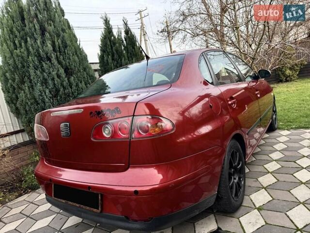 Красный Сеат Кордоба, объемом двигателя 1.98 л и пробегом 160 тыс. км за 3300 $, фото 13 на Automoto.ua