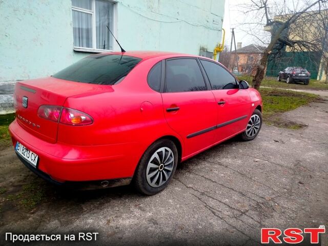 Красный Сеат Кордоба, объемом двигателя 1.4 л и пробегом 300 тыс. км за 2650 $, фото 2 на Automoto.ua