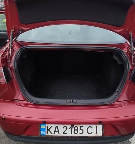 Красный Сеат Кордоба, объемом двигателя 1.98 л и пробегом 160 тыс. км за 3500 $, фото 9 на Automoto.ua